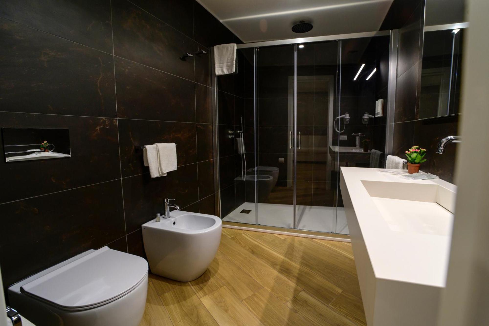 Maqueda - Room & Suite ปาแลร์โม ภายนอก รูปภาพ
