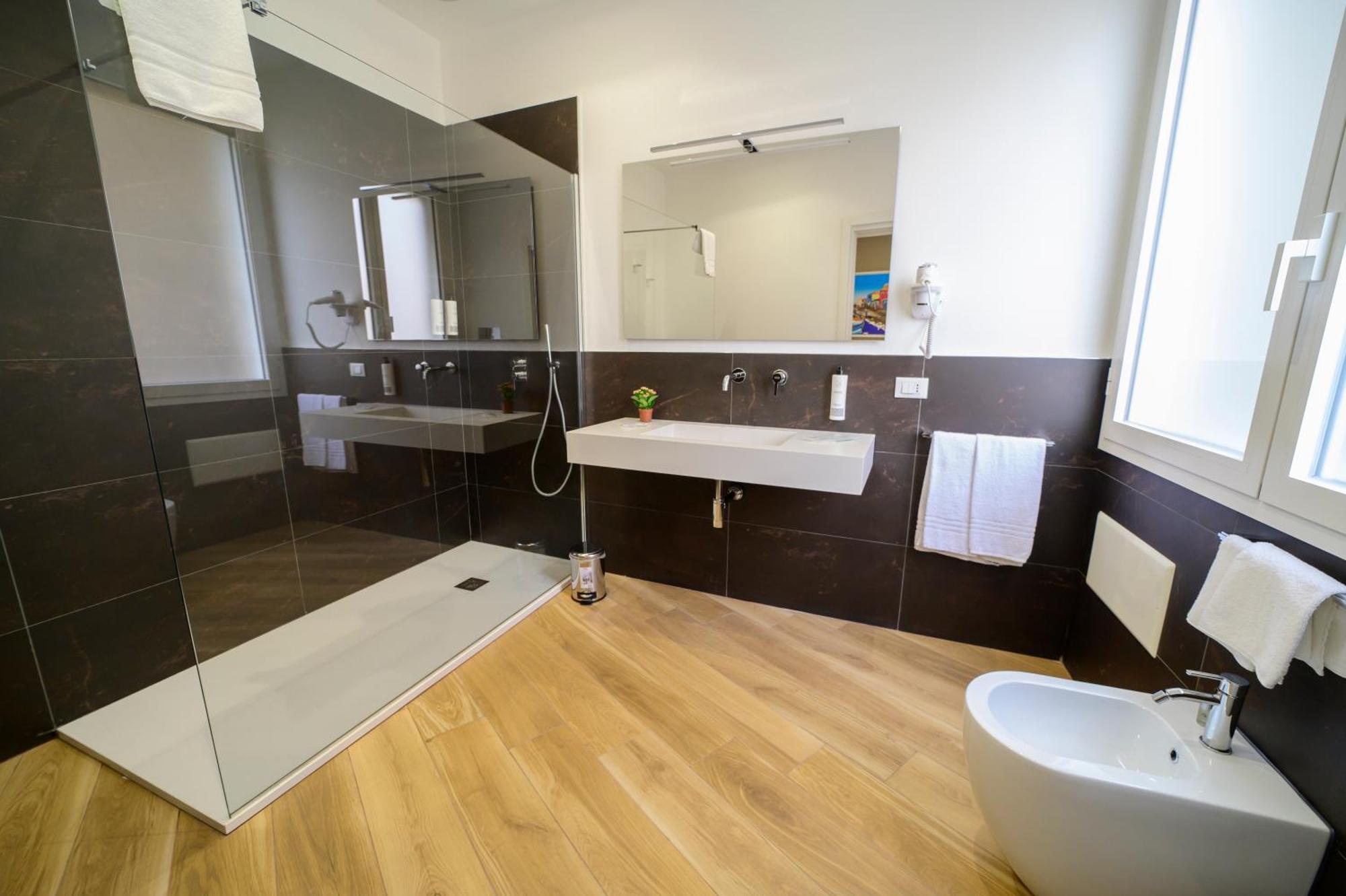 Maqueda - Room & Suite ปาแลร์โม ภายนอก รูปภาพ