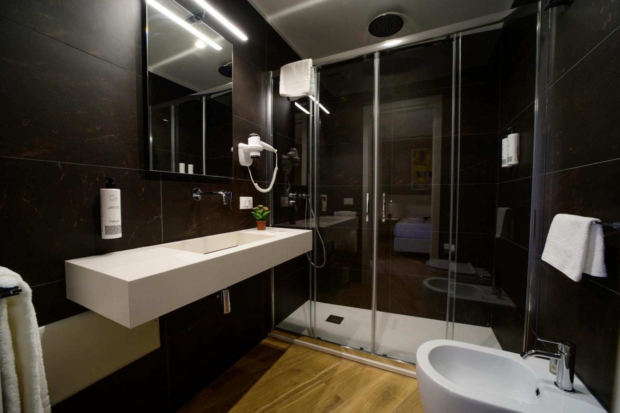 Maqueda - Room & Suite ปาแลร์โม ภายนอก รูปภาพ